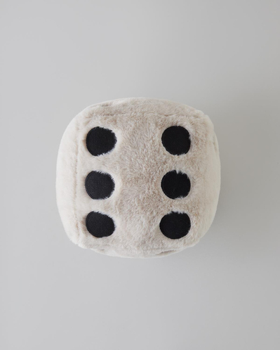 Dice Pelüş Dolgulu Kırlent 20x20 cm Açık Kahverengi