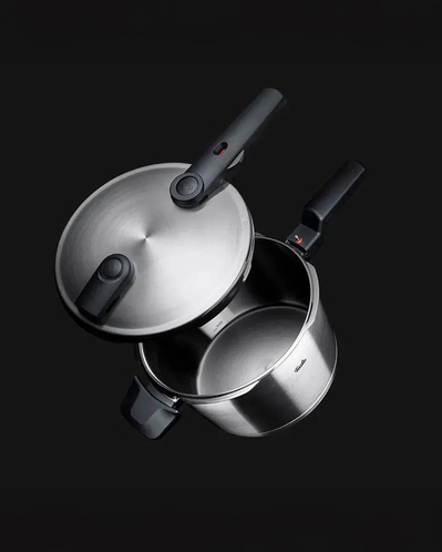 Fissler Vitaquick Glossy Düdüklü Tencere 6L Siyah