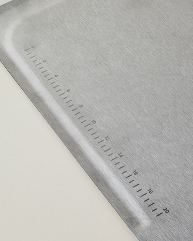Hecha Master Cut Paslanmaz Çelik Kesme Tahtası 34,5x22,2 cm Siyah