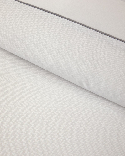 Kyle Pamuklu Biyeli King Size Çarşaflı Nevresim Takımı 240x260 cm Beyaz