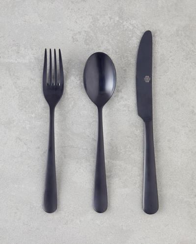 Leptis Paslanmaz Çelik Çatal Kaşık Bıçak Takımı 18 Parça 6 Kişilik Siyah