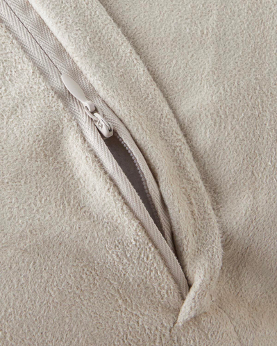 Peggy Pelüş Kırlent Kılıfı 45x45 cm Kahve