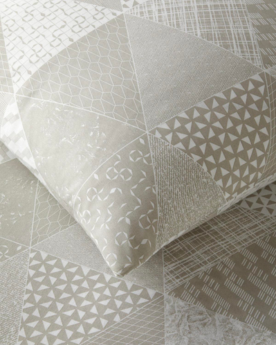 Trio Patch Kolay Ütülenir Çift Kişilik Çarşaflı Nevresim Takımı 200x220 cm Bej