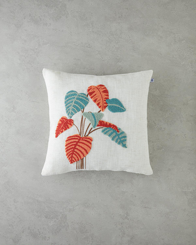 Meander Punch Nakışlı Kırlent Kılıfı 45x45 cm Ekru