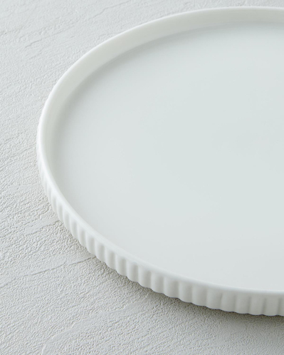 Lunara Porselen Servis Tabağı 24 cm Beyaz