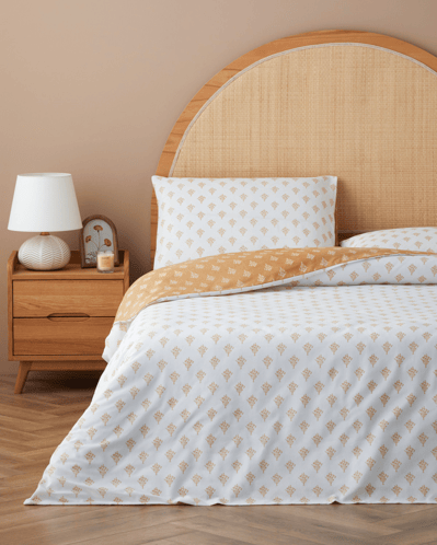 Petal Bouquet Kolay Ütülenir Çift Kişilik Çarşaflı Nevresim Takımı 200x220 cm Hardal