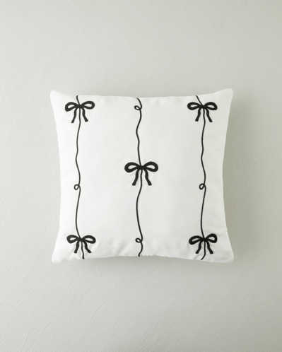 Ribbon Dolgulu Kırlent 45x45 cm Siyah - Beyaz