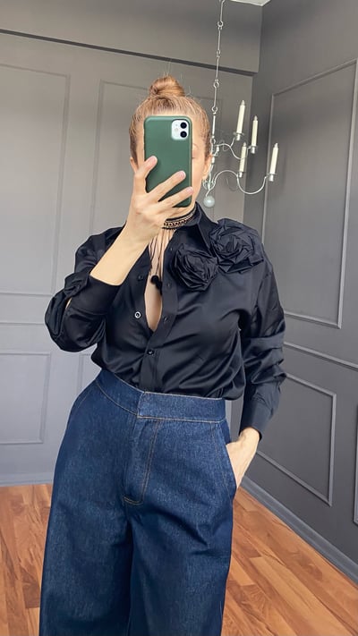 melisa siyah gömlek
