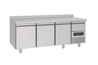 Frenox 3 Kapılı 186,5x70x85 Bar Serisi Tezgah Tipi Buzdolabı CGN3-MT-R290