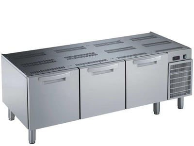 Zanussi Cihaz Altı Buzdolabı, 3 Çekmeceli, 1600x700x600