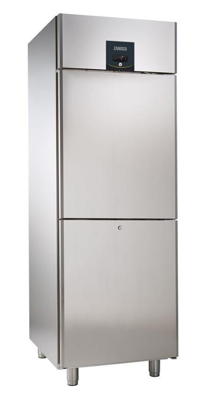 Zanussi Nau Maxi Serisi Dik Tip 2 Yarım Kapılı Buzdolabı
