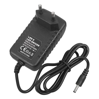 Powermaster PM-1803 12 Volt - 2 Amper 3.5*1.35 Mm Uç Tablet Pc Adaptörü