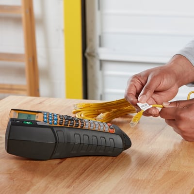 DYMO Rhino 6000+ Taşıma Çantalı Endüstriyel Etiketleme Makinesi