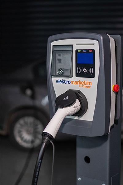 EMEV 22kW 3 Faz 32A Tip 2 Soketli Elektrikli Araç Şarj İstasyonu