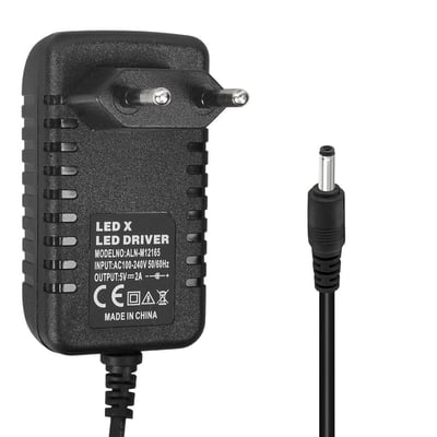 Powermaster PM-31667 5 Volt - 2 Amper 3.5*1.35 Mm Uçlu Plastik Kasa Priz Tipi Adaptör