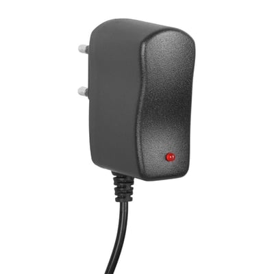 Powermaster PM-5737 5 Volt - 1 Amper 3.5*1.35 Mm Uçlu Plastik Kasa Priz Tipi Adaptör