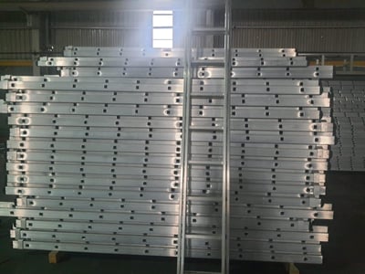 TRİO Tek Parça 2.5 Metre Alüminyum Merdiven
