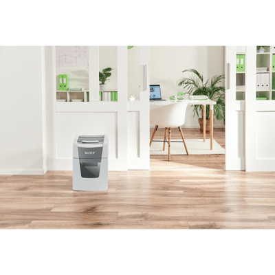 LEITZ EVRAK İMHA MAKİNESİ IQ OFFICE P4 8011 100 YAPRAK KAPASİTELİ