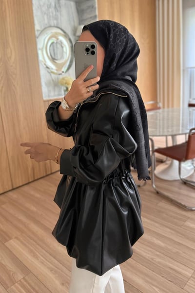 Beli Büzgülü Deri Ceket - Siyah