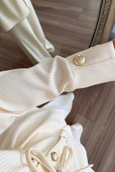 Gold Düğme Detaylı Fitilli Takım - Bej