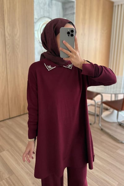Yırtmaç Detay Yakası Taşlı Merserize Takım - Bordo