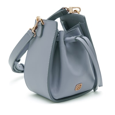 Camellia Kadın Deri Omuz Askılı Çanta