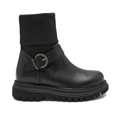 Este Siyah Kadın Bot