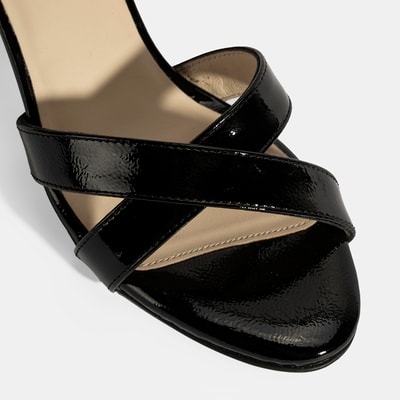 Hillary Siyah Kadın Ayarlanabilir Tokalı Topuklu DesaComfort Deri Sandalet