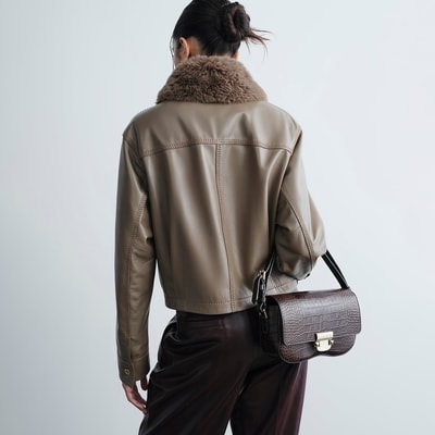 K15072 KADIN YAKASI KÜRKLÜ DERİ CEKET