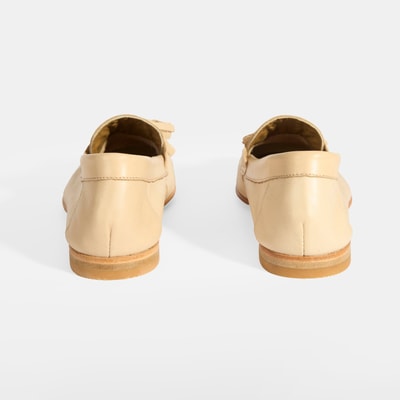 Kadın Bej Püskül Detaylı Deri Loafer