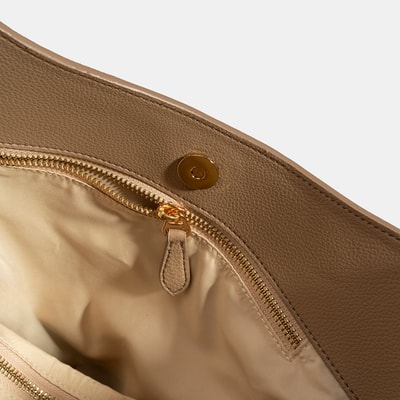 Kadın Bej Püskül Detaylı Omuz Çantası