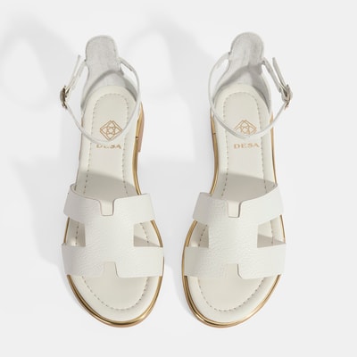 Kadın Beyaz Ayarlanabilir Tokalı Deri Sandalet