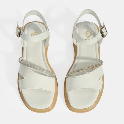 Kadın Beyaz Ayarlanabilir Tokalı Taş Detaylı Deri Sandalet