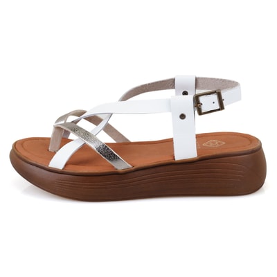 Kadın Beyaz Dolgu Tabanlı Deri Sandalet