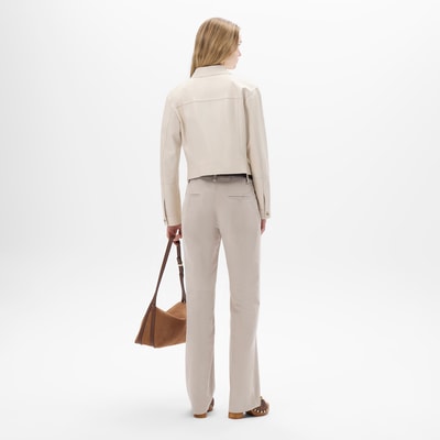 Kadın Beyaz Gömlek Yaka Metal Düğme Detaylı Deri Ceket 