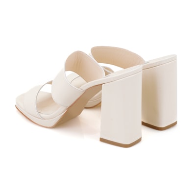 Kadın Beyaz Rugan Deri Platformlu Terlik