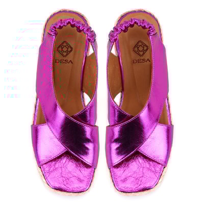 Kadın Fuşya Dolgu Topuklu Deri Sandalet