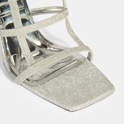 Kadın Gümüş Toka Detaylı Topuklu Abiye Sandalet