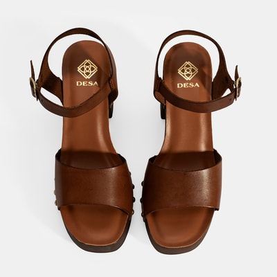 Kadın Kahve Ayarlanabilir Tokalı Deri Topuklu Sandalet