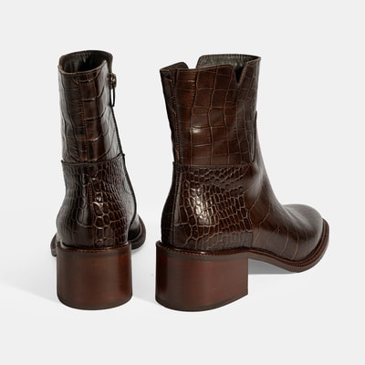 Kadın Kahve Kroko Baskılı Fermuarlı Deri Topuklu Bot