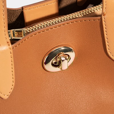 Kadın Kahve Omuz Askılı Mini El Çantası