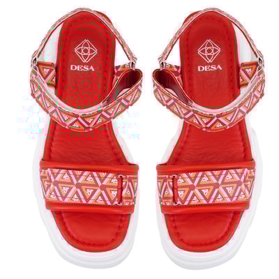 Kadın Kırmızı Monogram Desenli Dolgu Topuklu Sandalet