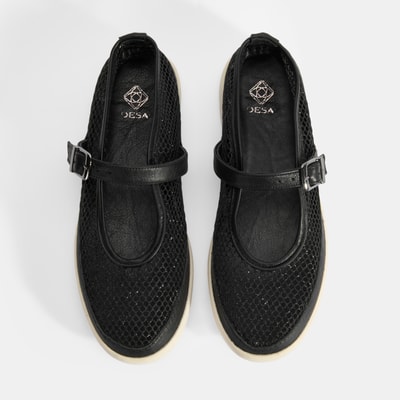 Kadın Siyah Ayarlanabilir Tokalı File Detaylı Ayakkabı