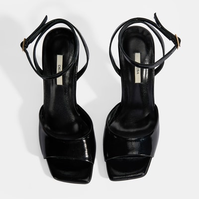 Kadın Siyah Ayarlanabilir Tokalı Rugan Topuklu Sandalet