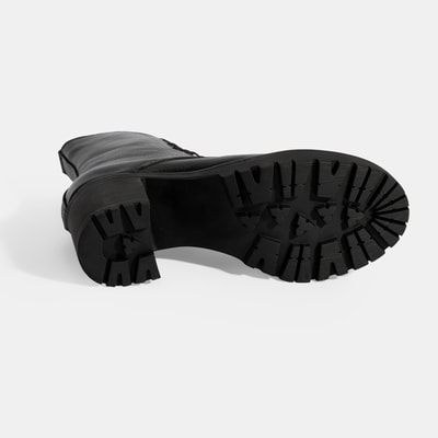 Kadın Siyah Bağcıklı Kalın Topuklu Deri Bot