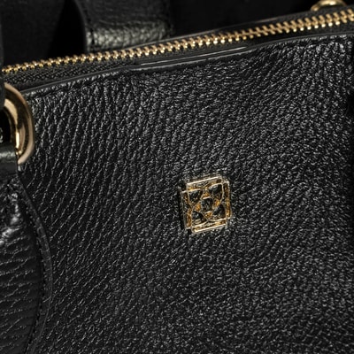 Kadın Siyah Deri Omuz Çantası