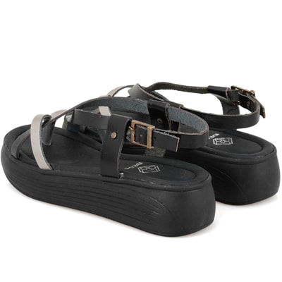 Kadın Siyah Dolgu Tabanlı Deri Sandalet