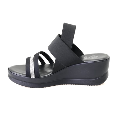 Kadın Siyah Dolgu Topuklu Sandalet