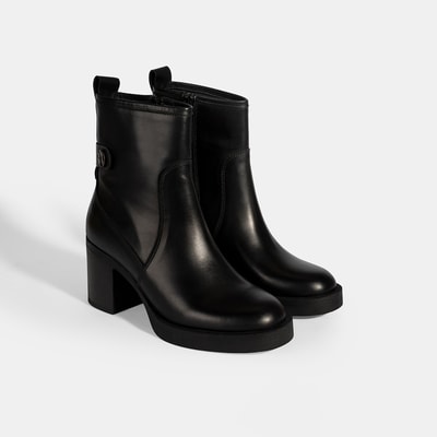 Kadın Siyah Kalın Topuklu Deri Bot