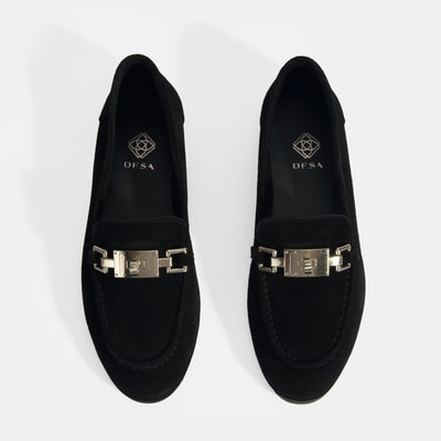 Kadın Siyah Kilit Aksesuarlı Slip-On Süet Loafer